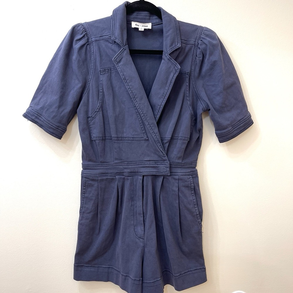 Day + Moon Navy Short Sleeve Denim Shorts Romper Size Small